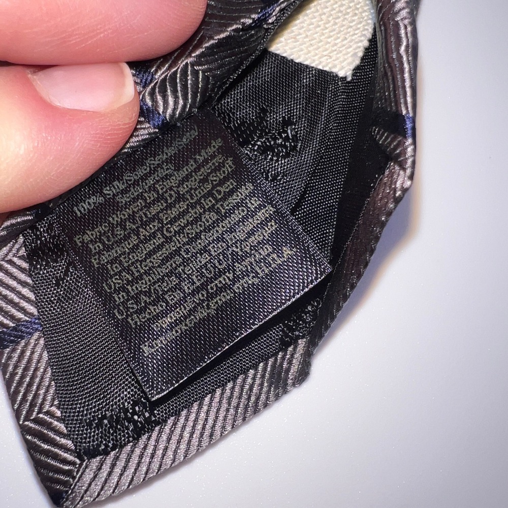 Brooks Brothers Men's Necktie Bundle 100% Silk Striped & Solid Burgundy Academia - Picture 8 of 8